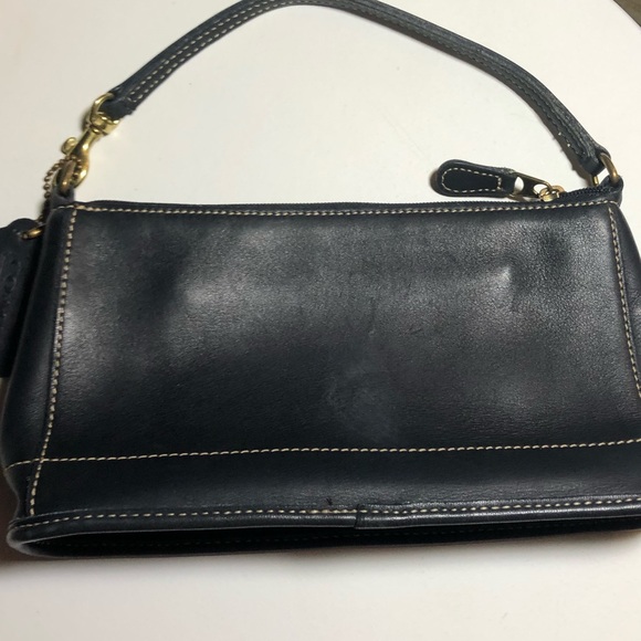 Vintage Black Coach Pochette - Picture 10 of 10